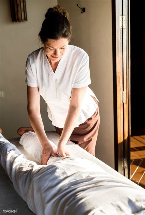 Intimate massage Escort Dobrotesti